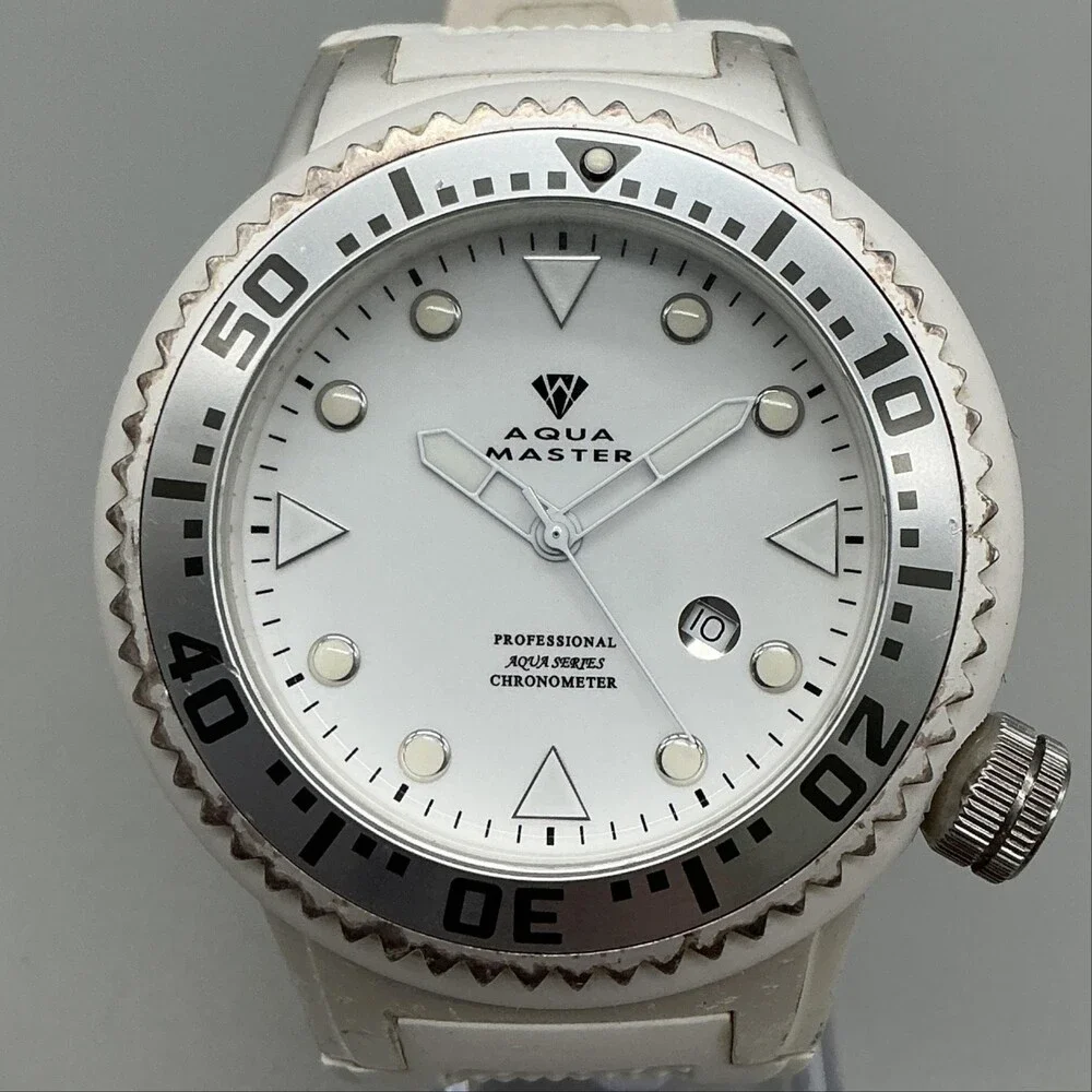 Aqua Master SAM-180 Mens Watch 53mm White Dial Rubber Date Swiss New Battery